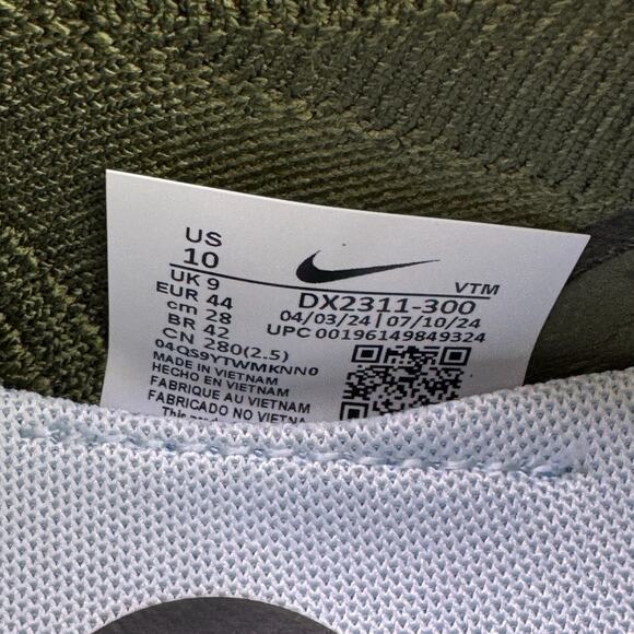 Nike React Phantom Run Flyknit 2 Men's Size 10 Running Shoes Green DX2311-300 - Picture 8 of 9